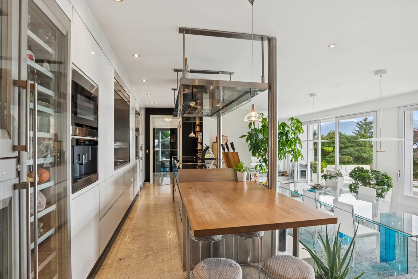 Ein prestigioses Juwel im Herzen eines ruhigen Viertels! - Foto 4 von 8