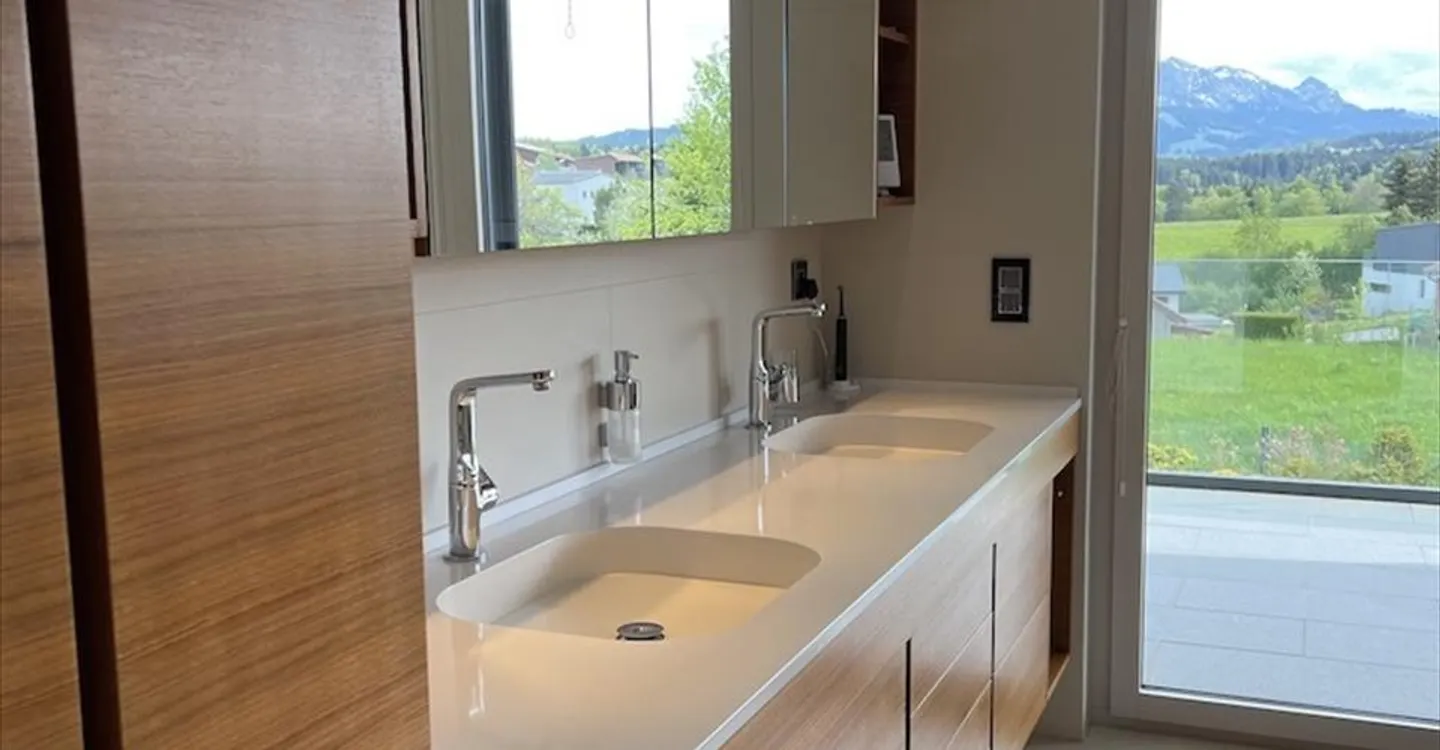 10-Room House - Photo 10 of 12