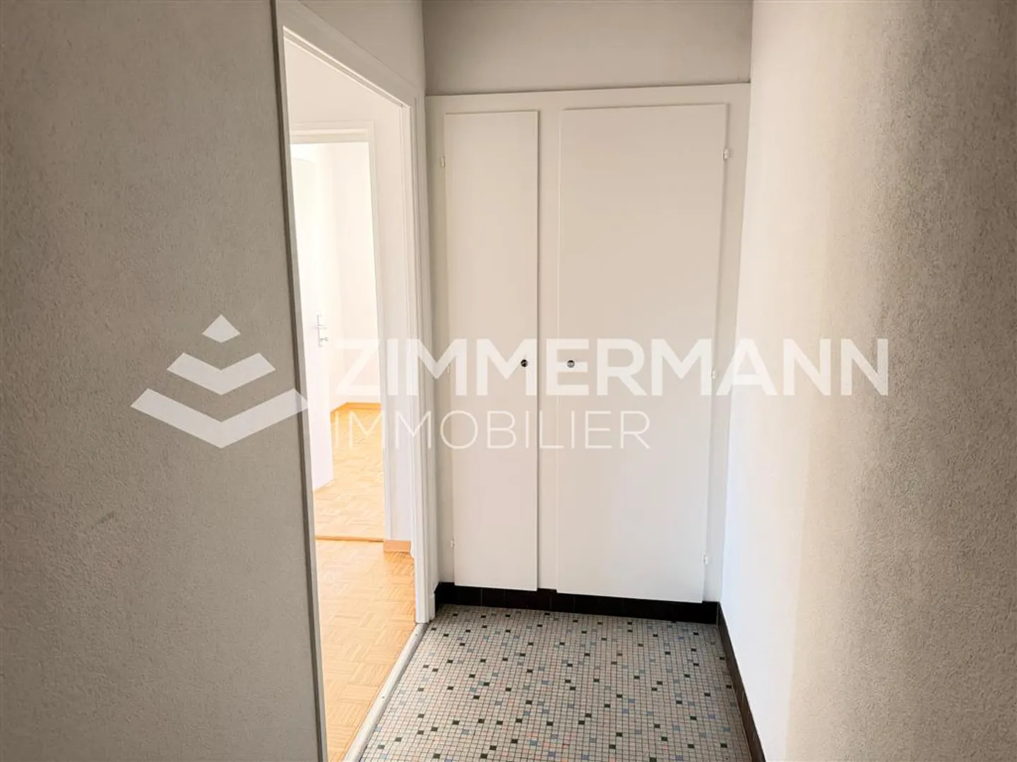 Charming 3.5 Room Apartment - Photo 1 of 12