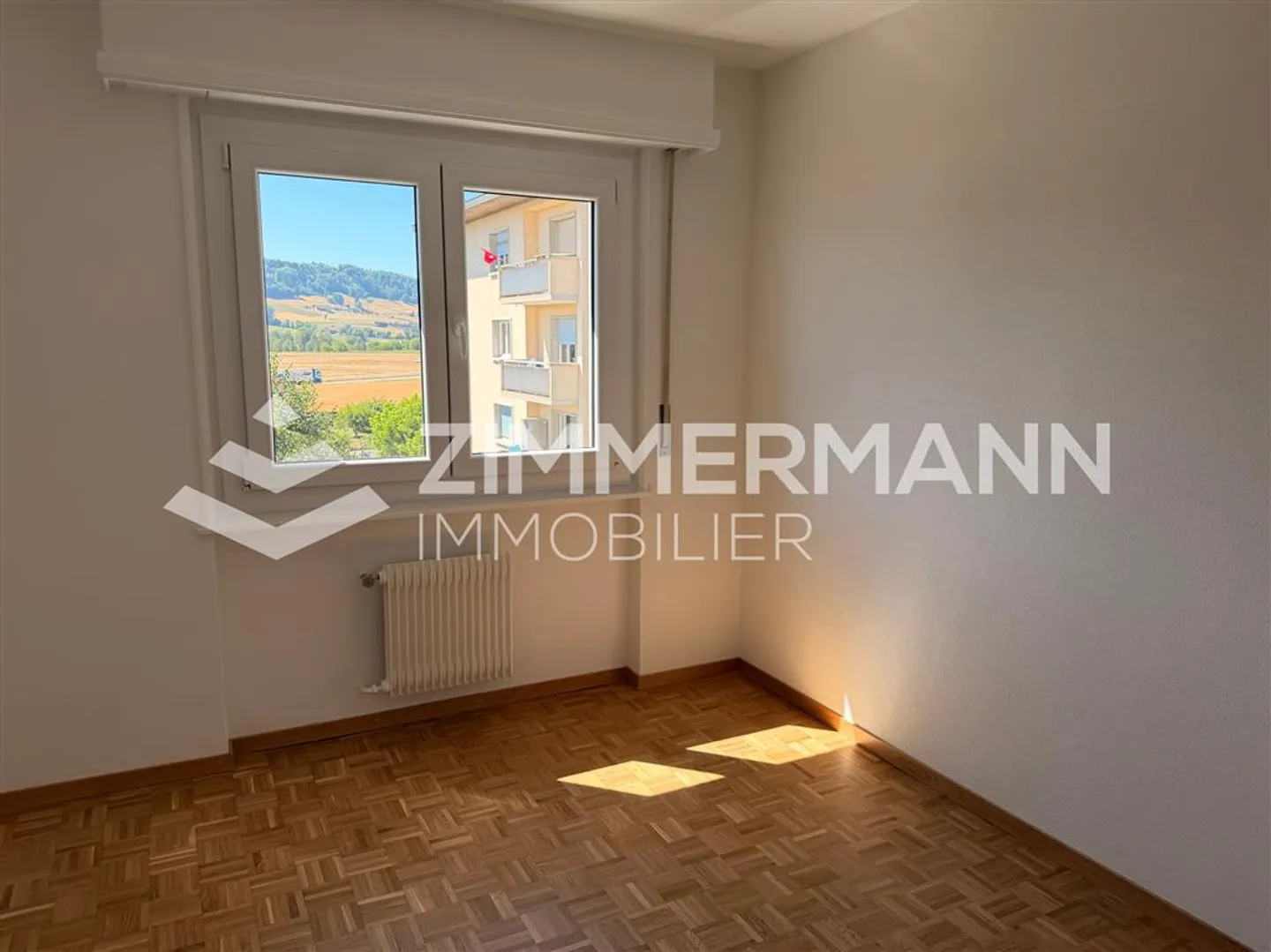 Charming 3.5 Room Apartment - Photo 6 of 12