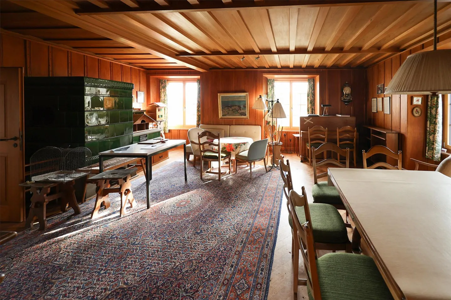 Charming 10-Room House in Idyllic Surroundings - Photo 3 of 13