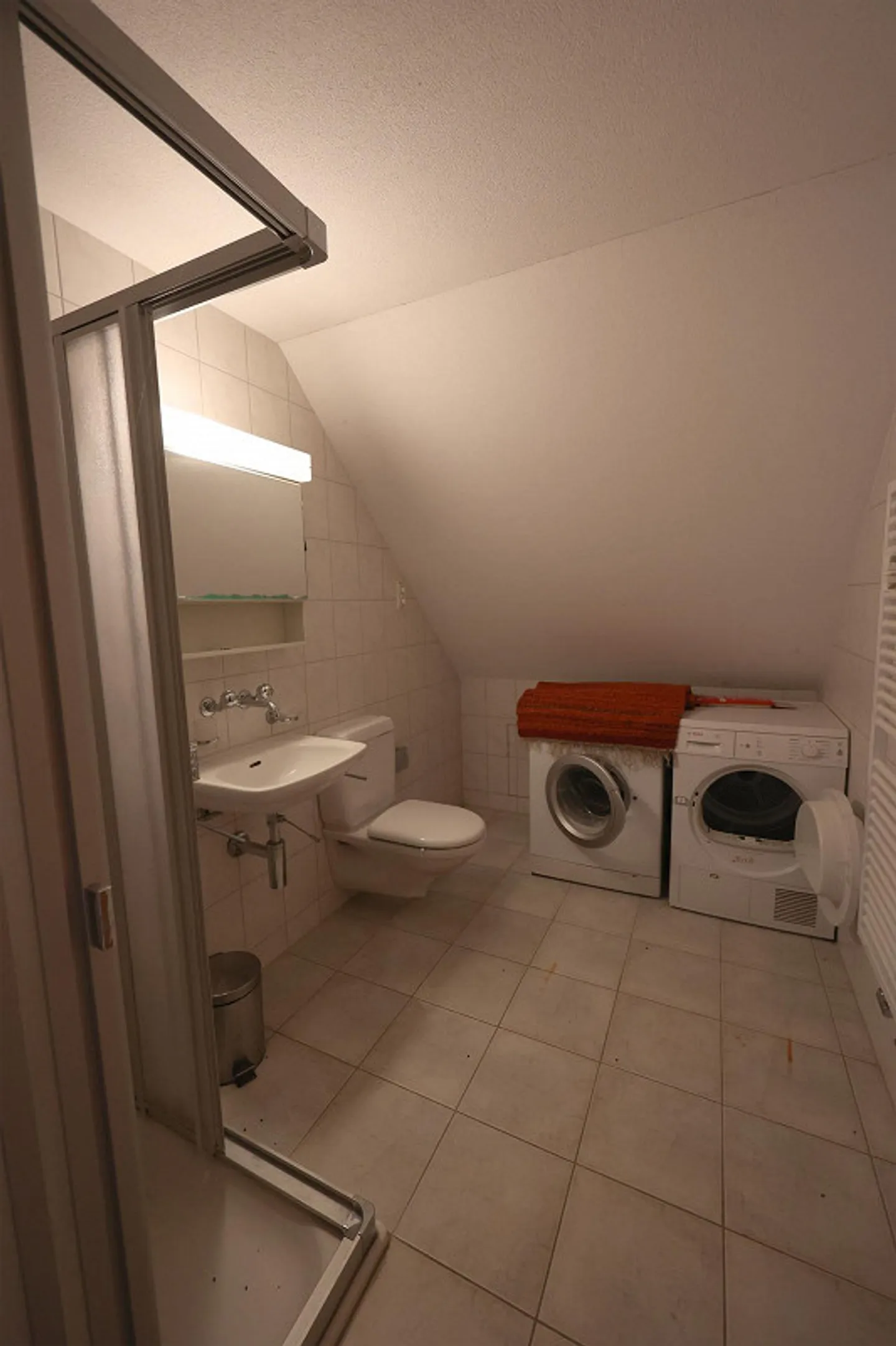 Charming 10-Room House in Idyllic Surroundings - Photo 4 of 13