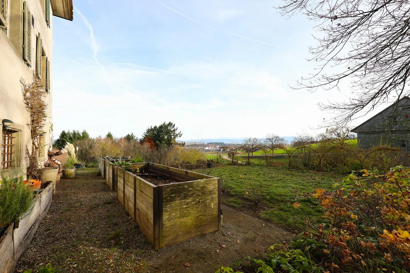 Charming 10-Room House in Idyllic Surroundings - Photo 5 of 13