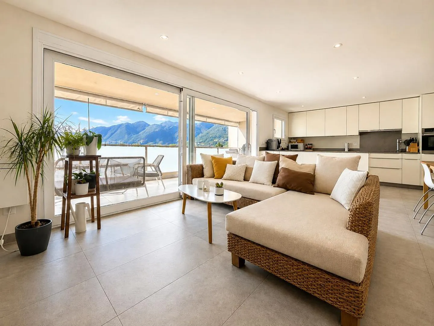 CONTONE - FOR SALE MODERN APARTMENT WITH LARGE TERRACE - Photo 3 of 9