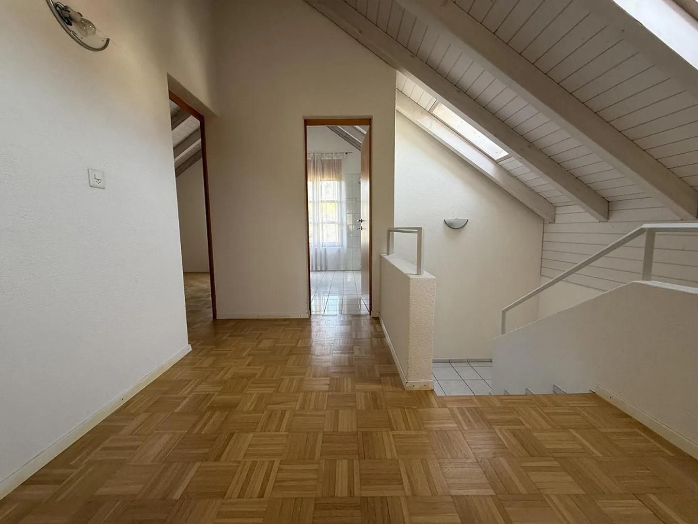 Charming single-family house in a quiet location with a view of greenery - Photo 10 of 21