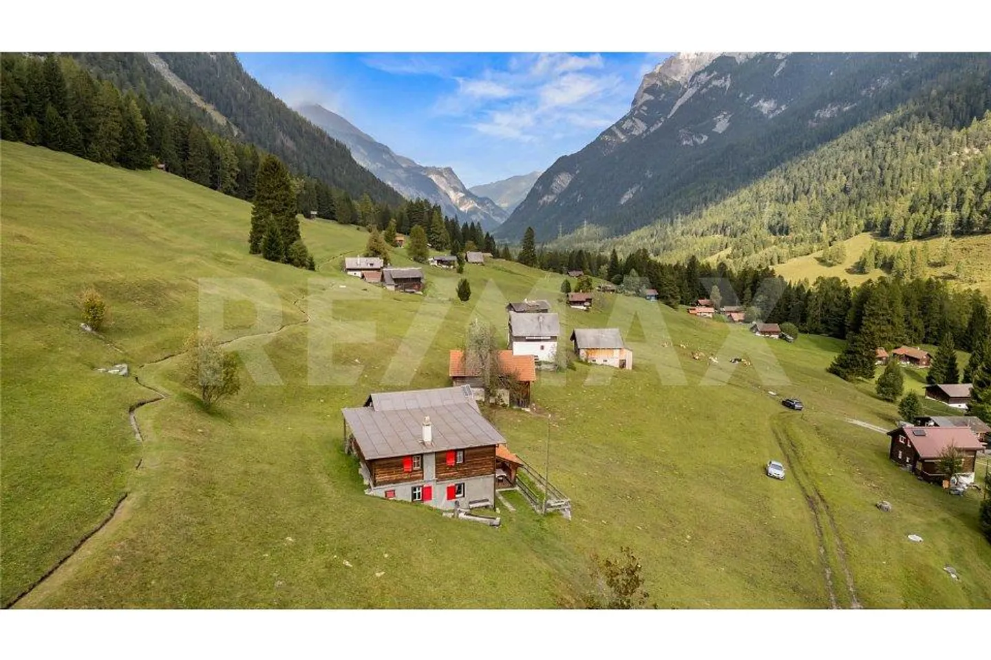 Holiday Home in Paradise - Your Retreat in the Mountains - Photo 5 of 13