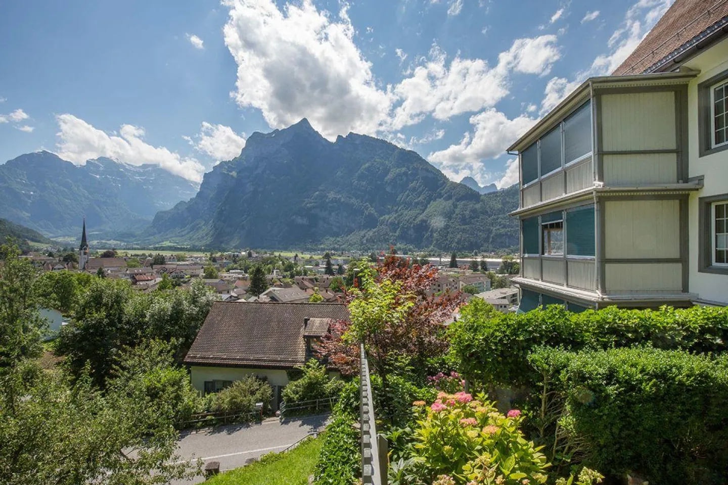 6.5-room maisonette apartment with garden - Photo 12 of 16