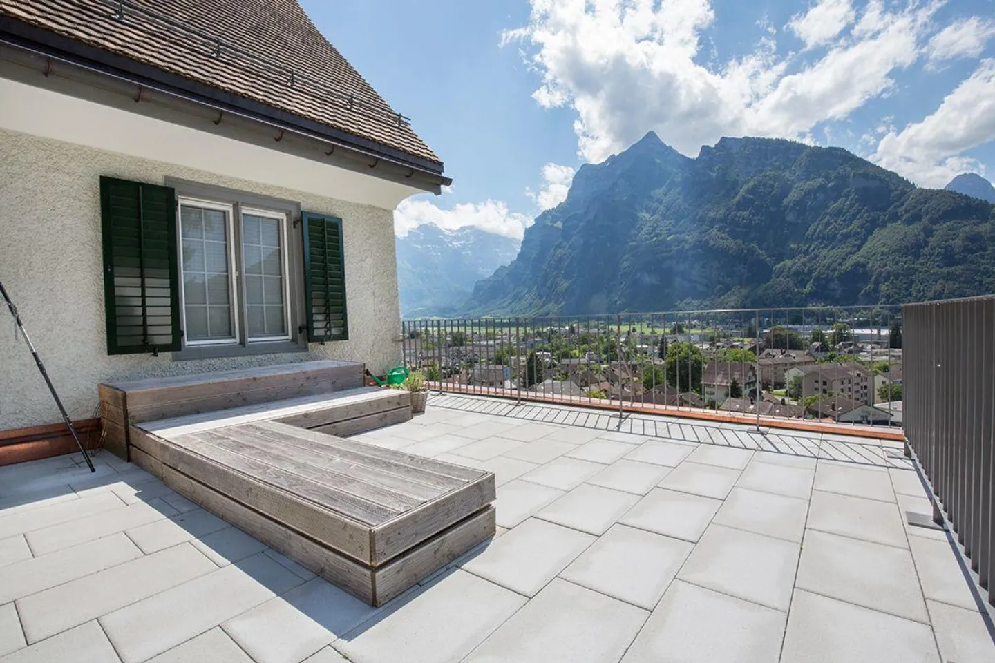 6.5-room maisonette apartment with garden - Photo 13 of 16