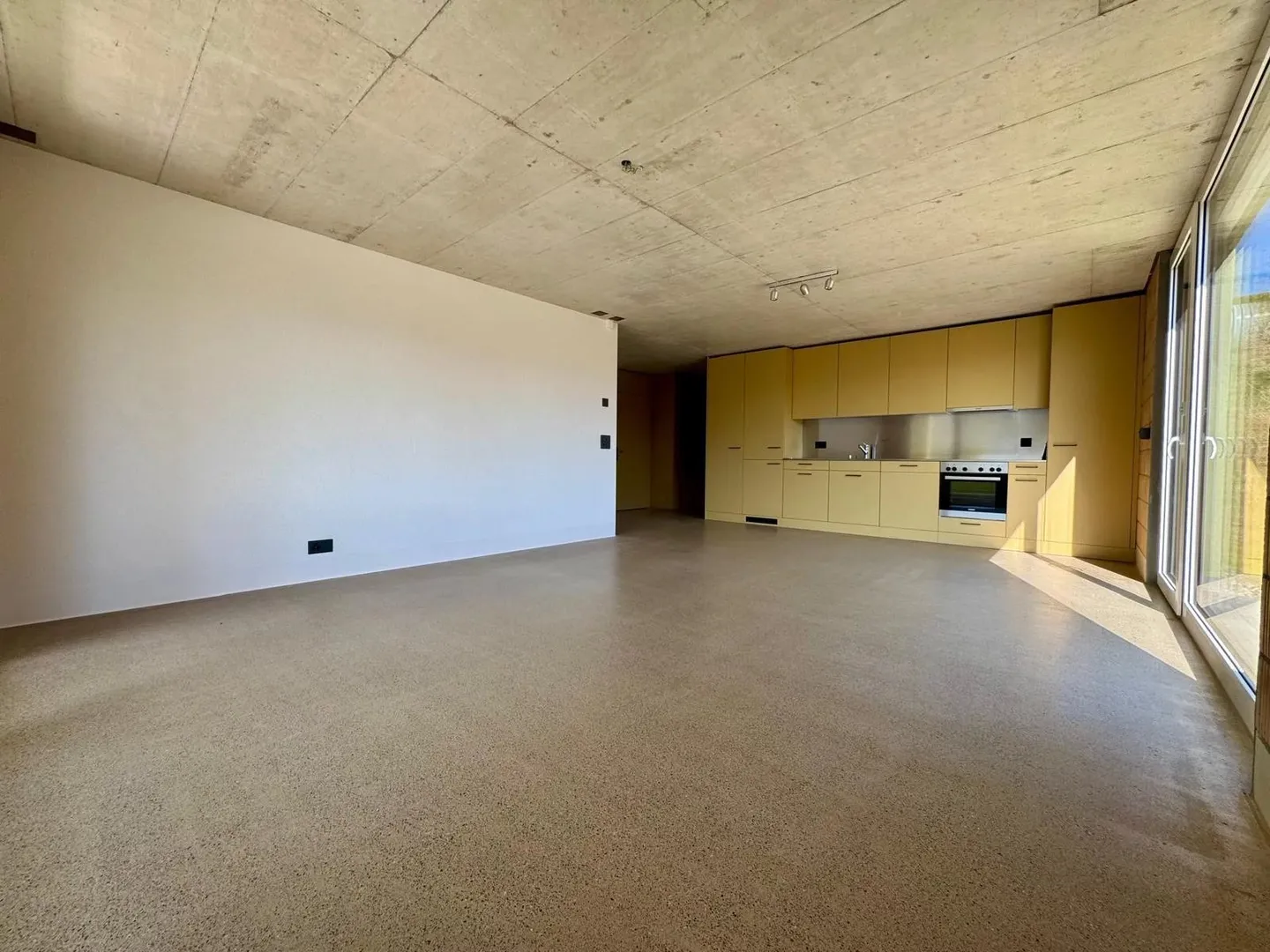 For rent: Superb apartment with 2.5 rooms of 63 m², bright, with elevator and no thresholds - Photo 6 of 12