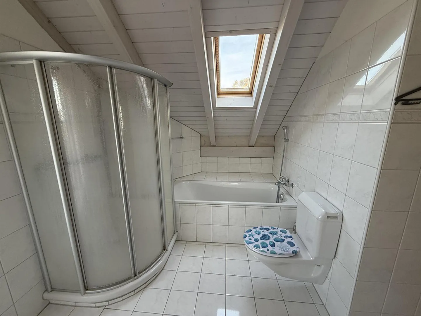 Charming single-family house in a quiet location with a view of greenery - Photo 14 of 21