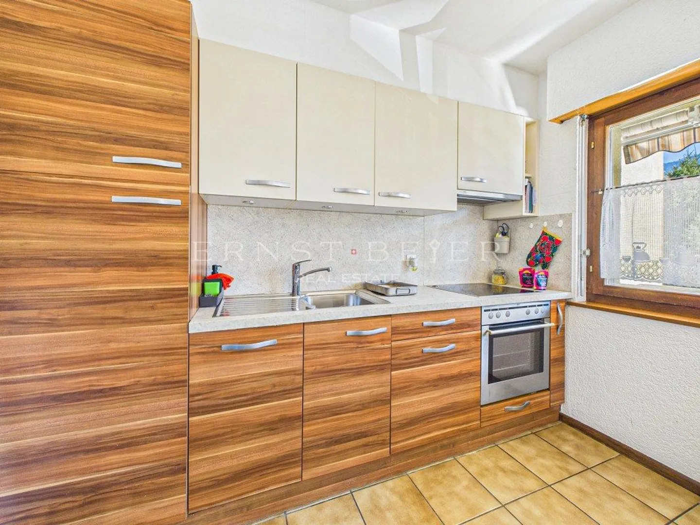 Bright Apartment in Vétroz - Photo 4 of 9