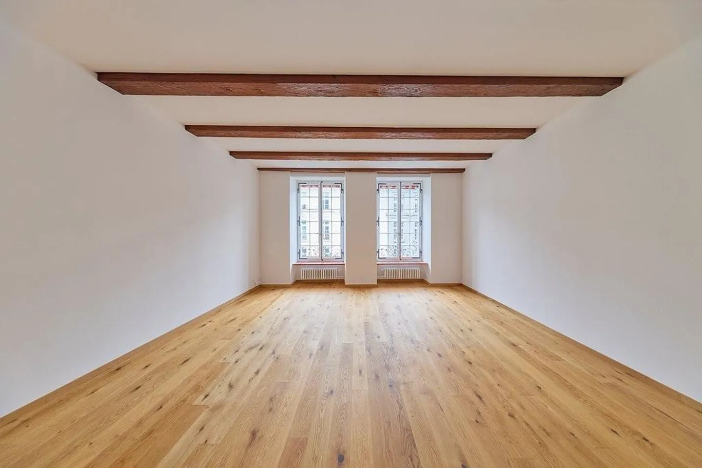 Renovated 2-room apartment in the heart of Bern - Photo 4 of 9