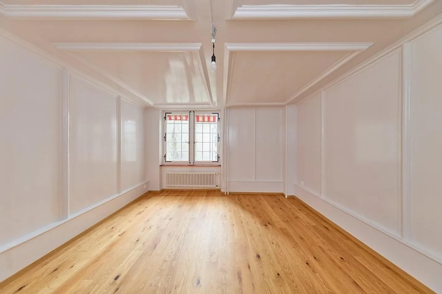 Renovated 2-room apartment in the heart of Bern - Photo 7 of 9