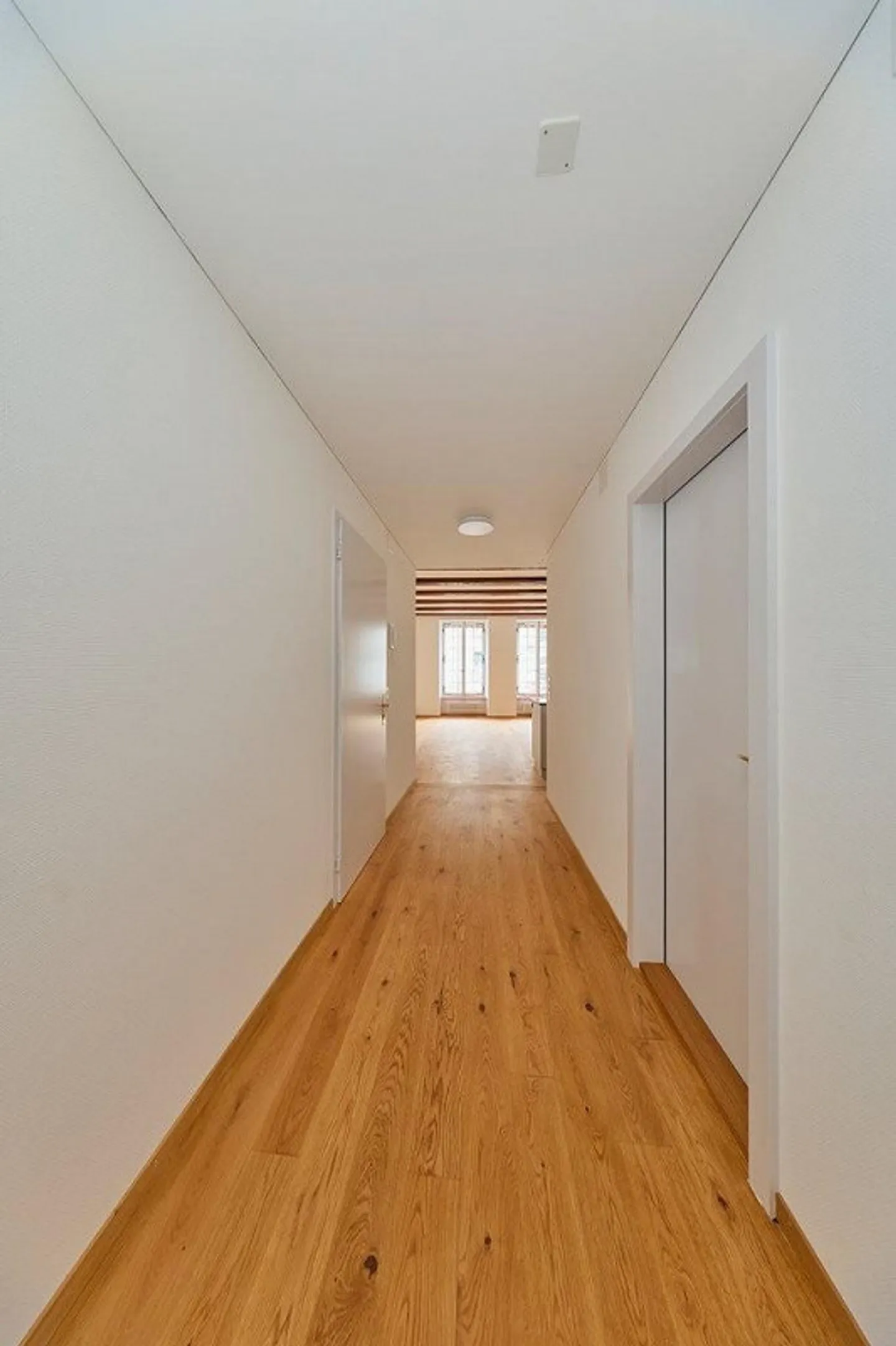 Renovated 2-room apartment in the heart of Bern - Photo 9 of 9