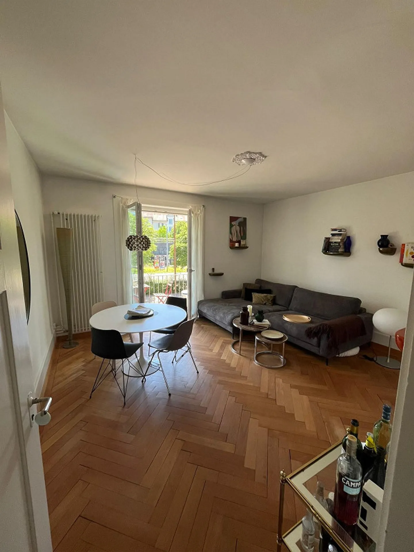 Appartement ancien de 3,5 pièces à sous-louer à partir d'août 2026 jusqu'à environ mars 2027 - Photo 2 sur 6