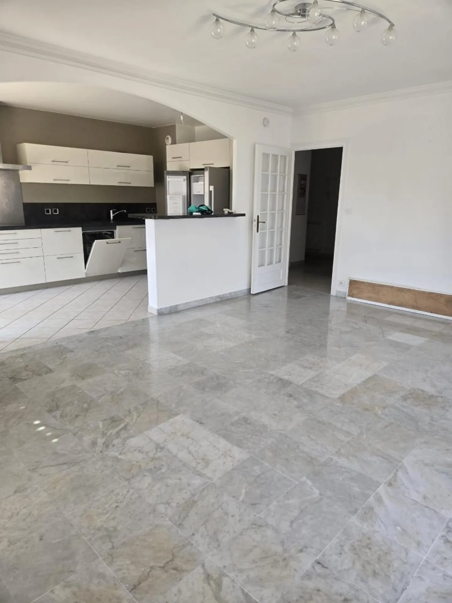 Appartement Central avec Balcon - Photo 1 sur 7