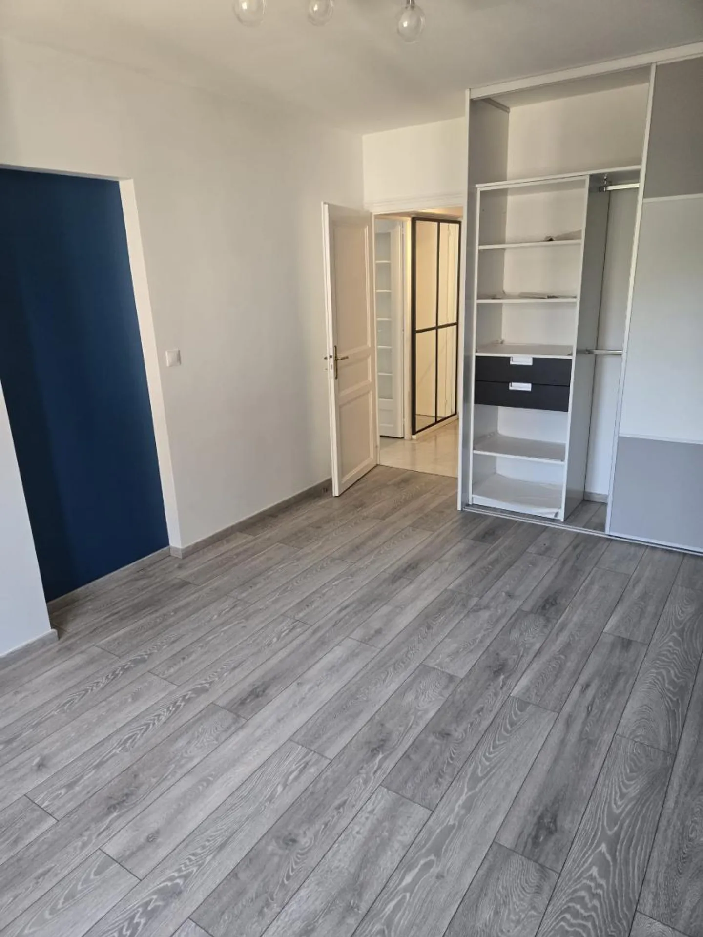 Appartement Central avec Balcon - Photo 4 sur 7