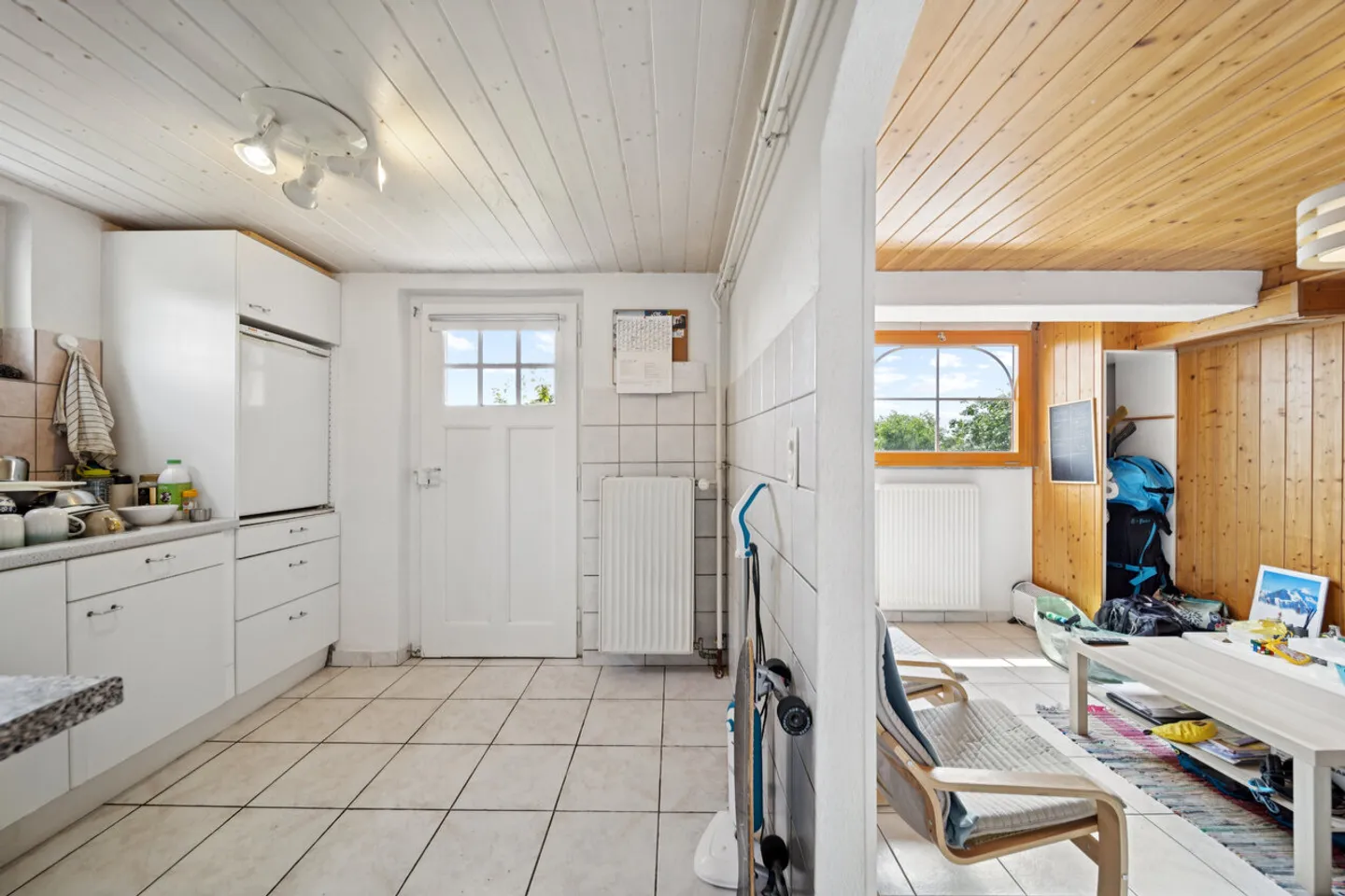 Residential building 8.5 rooms - Photo 3 of 9