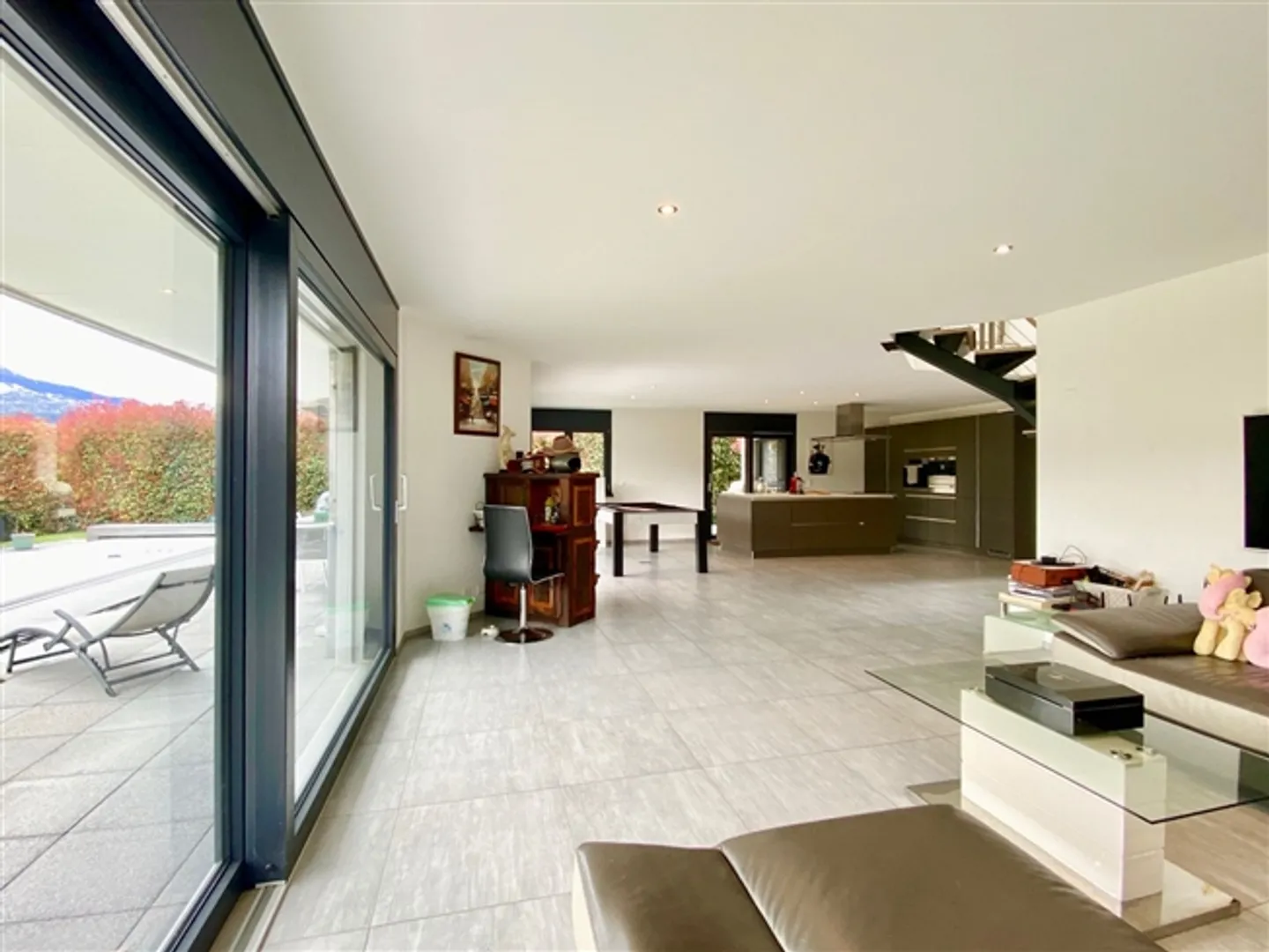 Zeitgenössische, von einem Architekten entworfene Villa mit außergewöhnlicher Aussicht in Ormône (Savièse) - Foto 10 von 13