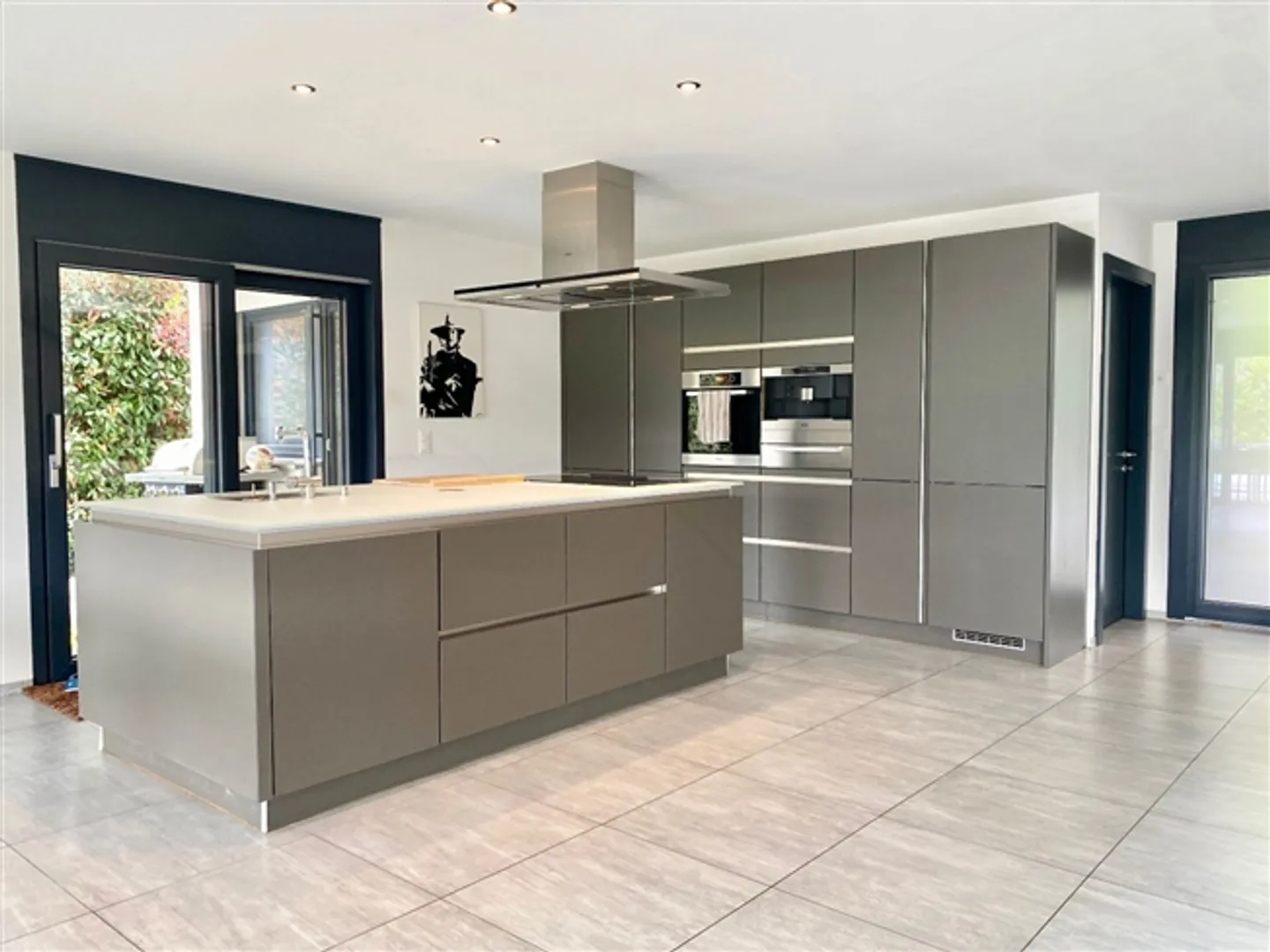 Zeitgenössische, von einem Architekten entworfene Villa mit außergewöhnlicher Aussicht in Ormône (Savièse) - Foto 11 von 13