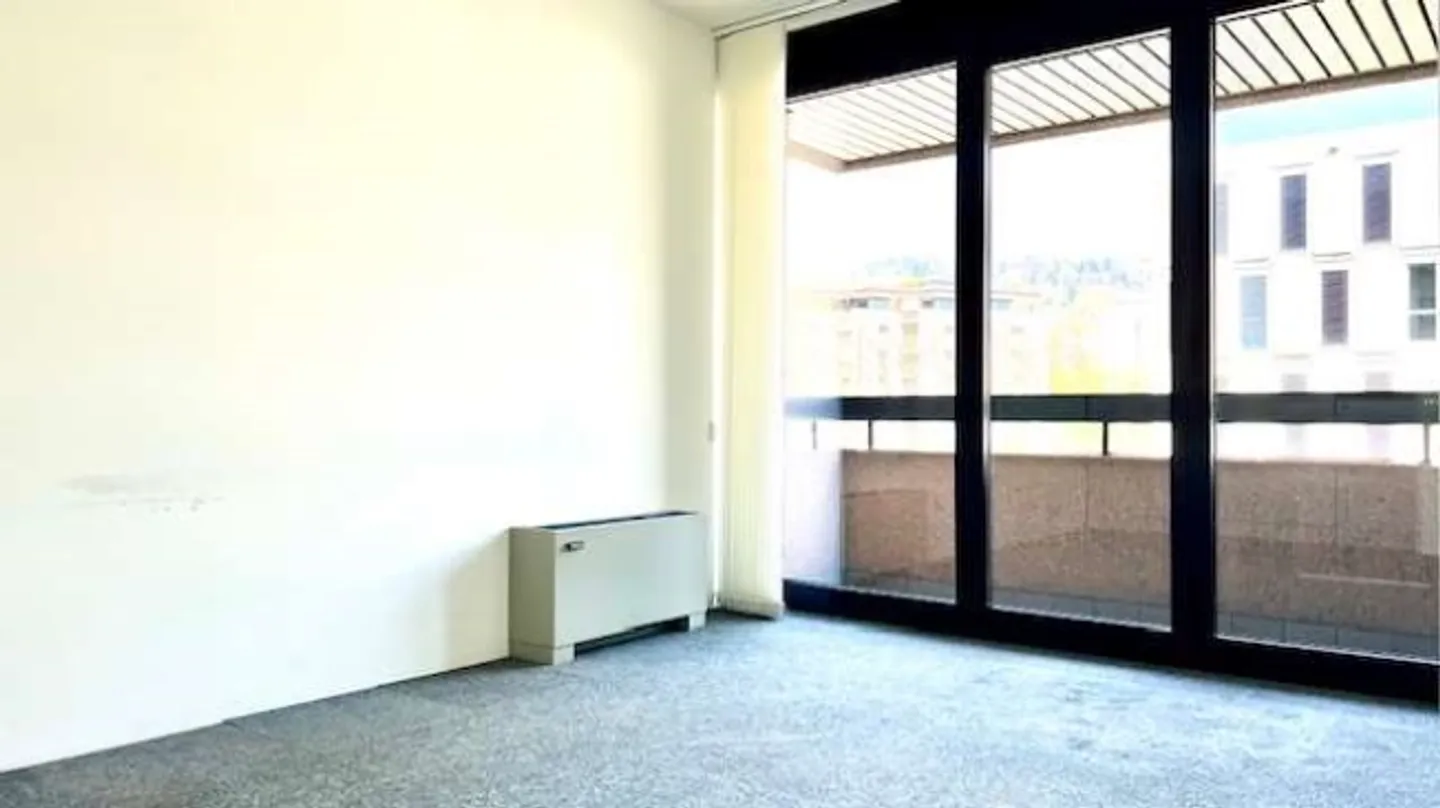 Office of the University of Lugano - Photo 6 of 20