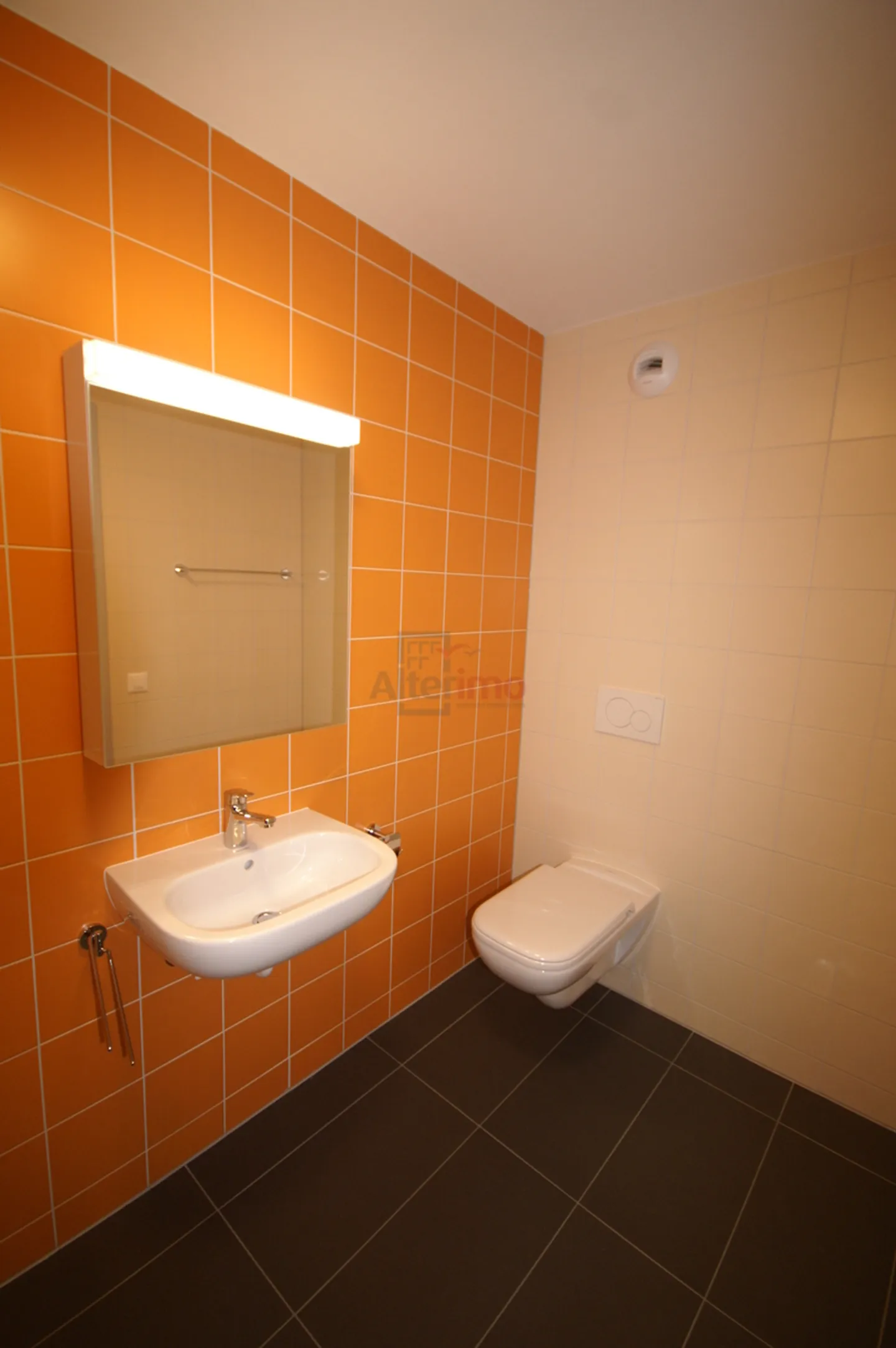 logement pour seniors de 3.5 pièces à louer à Aigle. - Photo 6 sur 6
