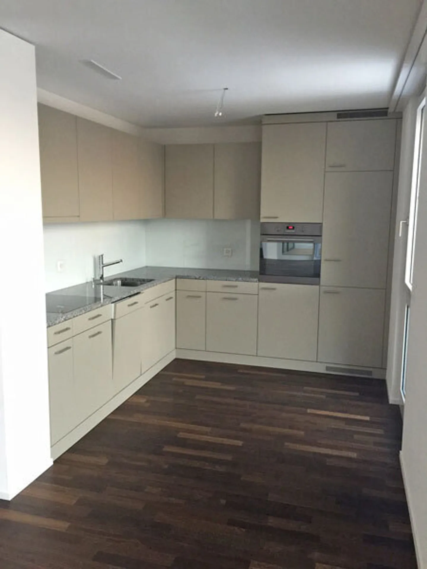 Living in the trendy Glattpark - Photo 3 of 4