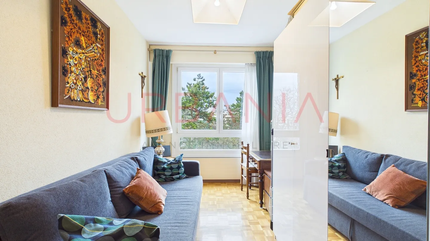 Wunderschöne 5-Zimmer-Wohnung von 112 m² mit Balkon und Garage - Foto 6 von 8