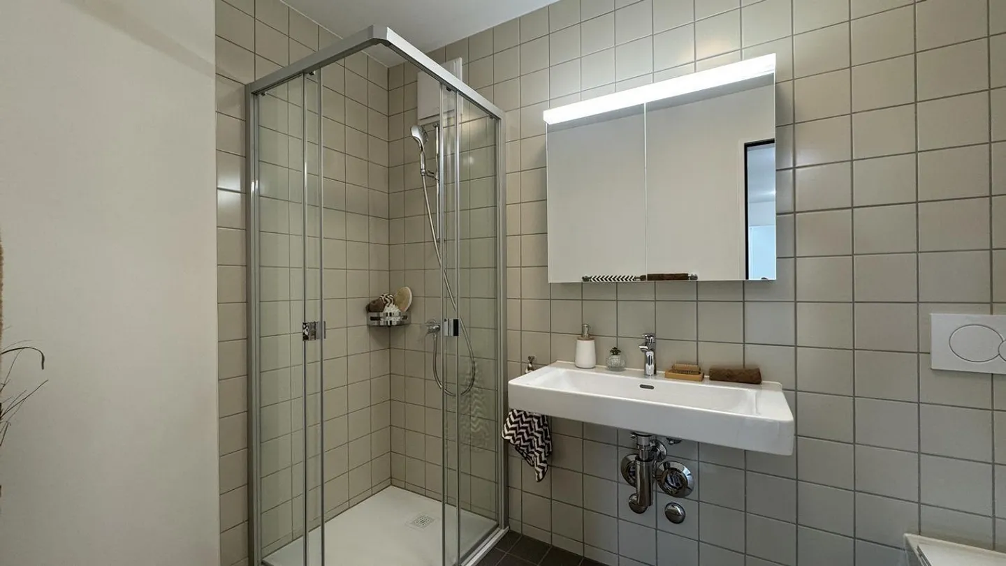 Appartamento moderno con loggia - Foto 5 di 5