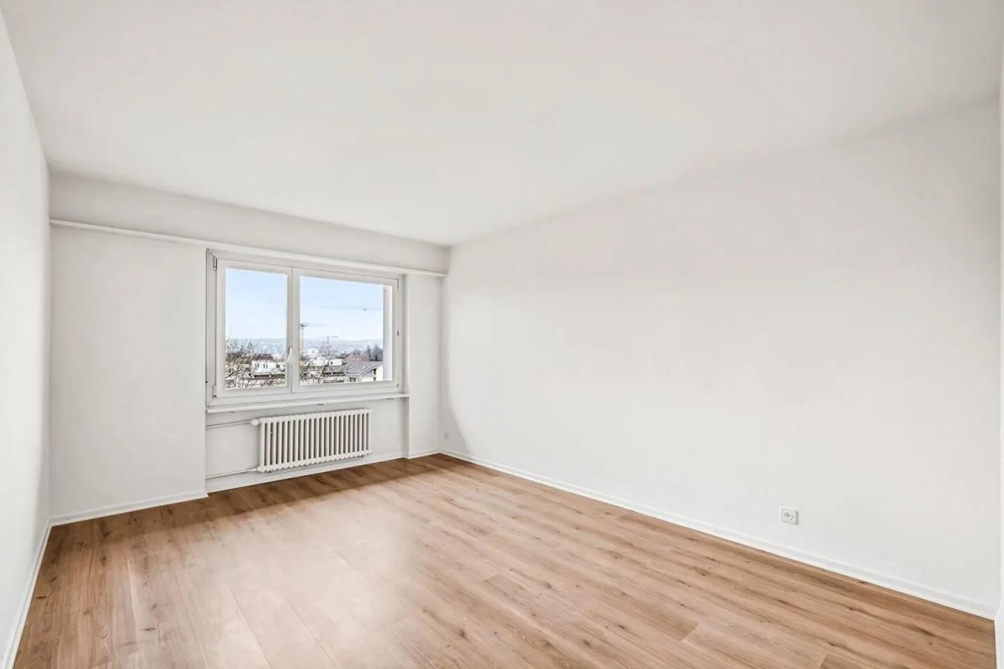 2 Room Apartment - Photo 4 of 10