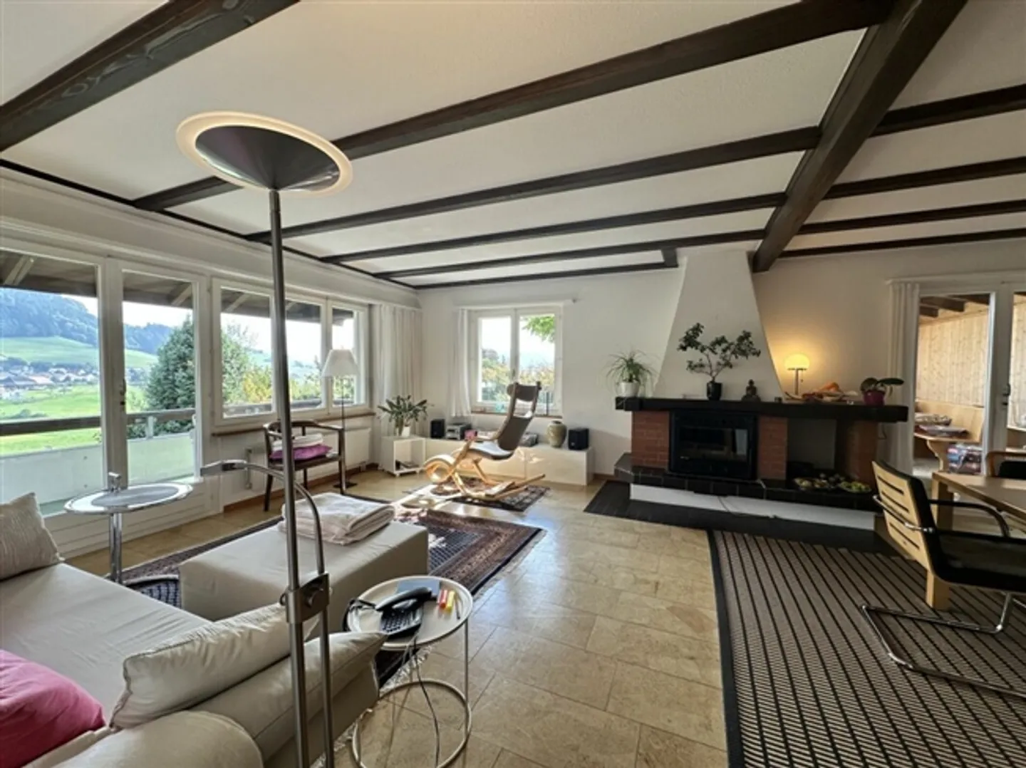 Detached Single-Family House - Photo 6 of 9