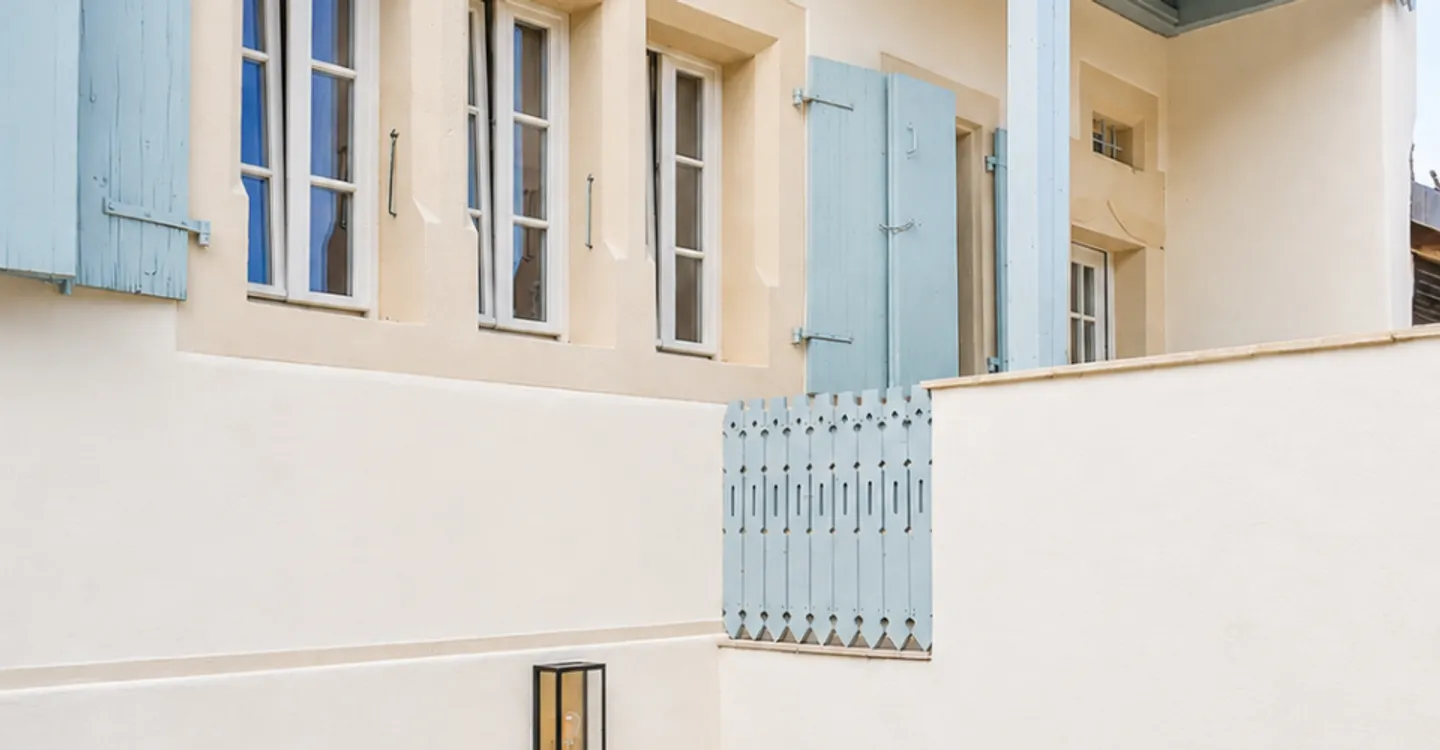 A beautiful renovated historic property in the heart of the village, just moments from Nyon - Photo 16 of 16