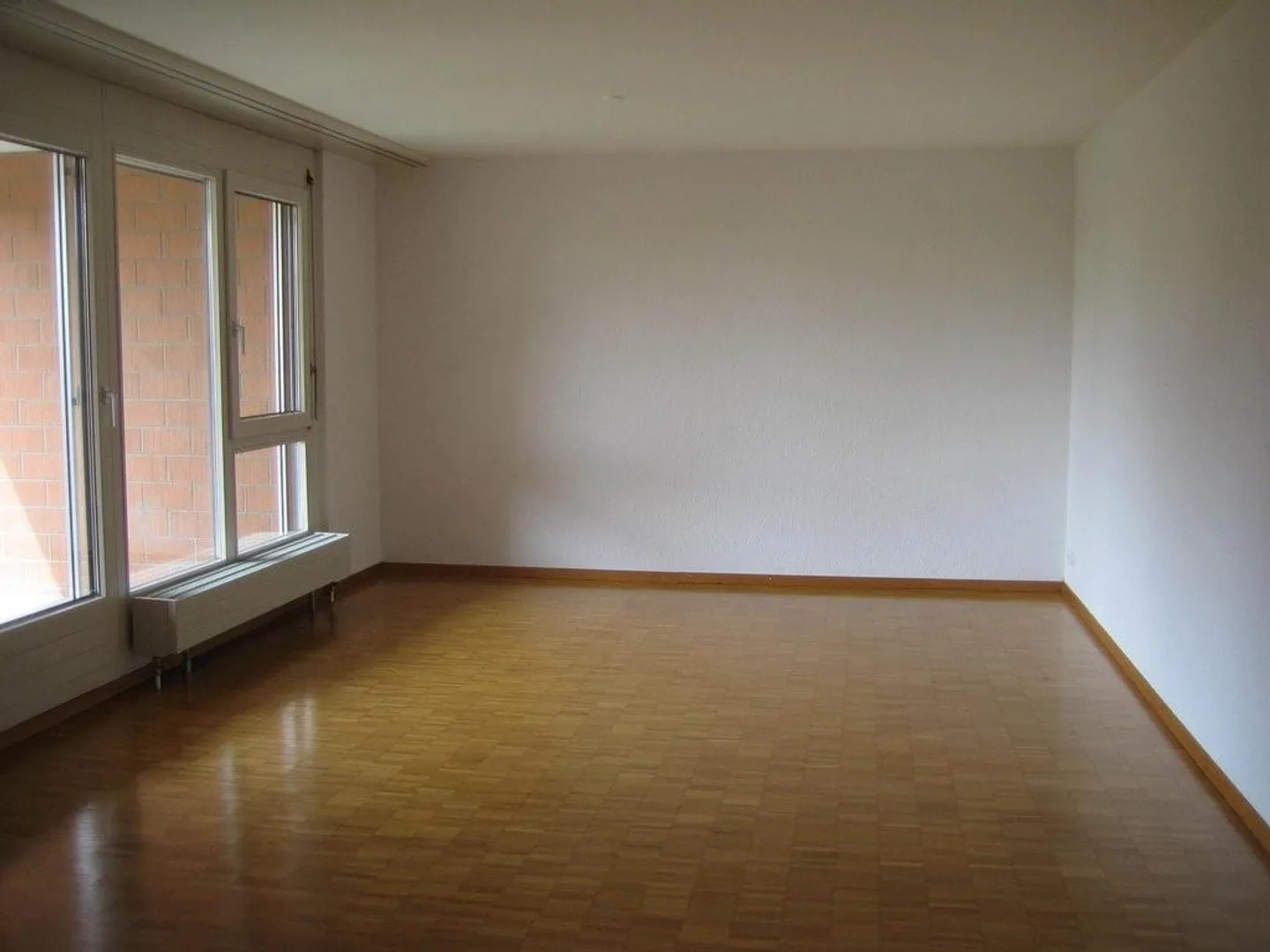 "Ziegelei-Märit": belle et spacieuse appartement de 4.5 pièces au 3ème étage - Photo 6 sur 11