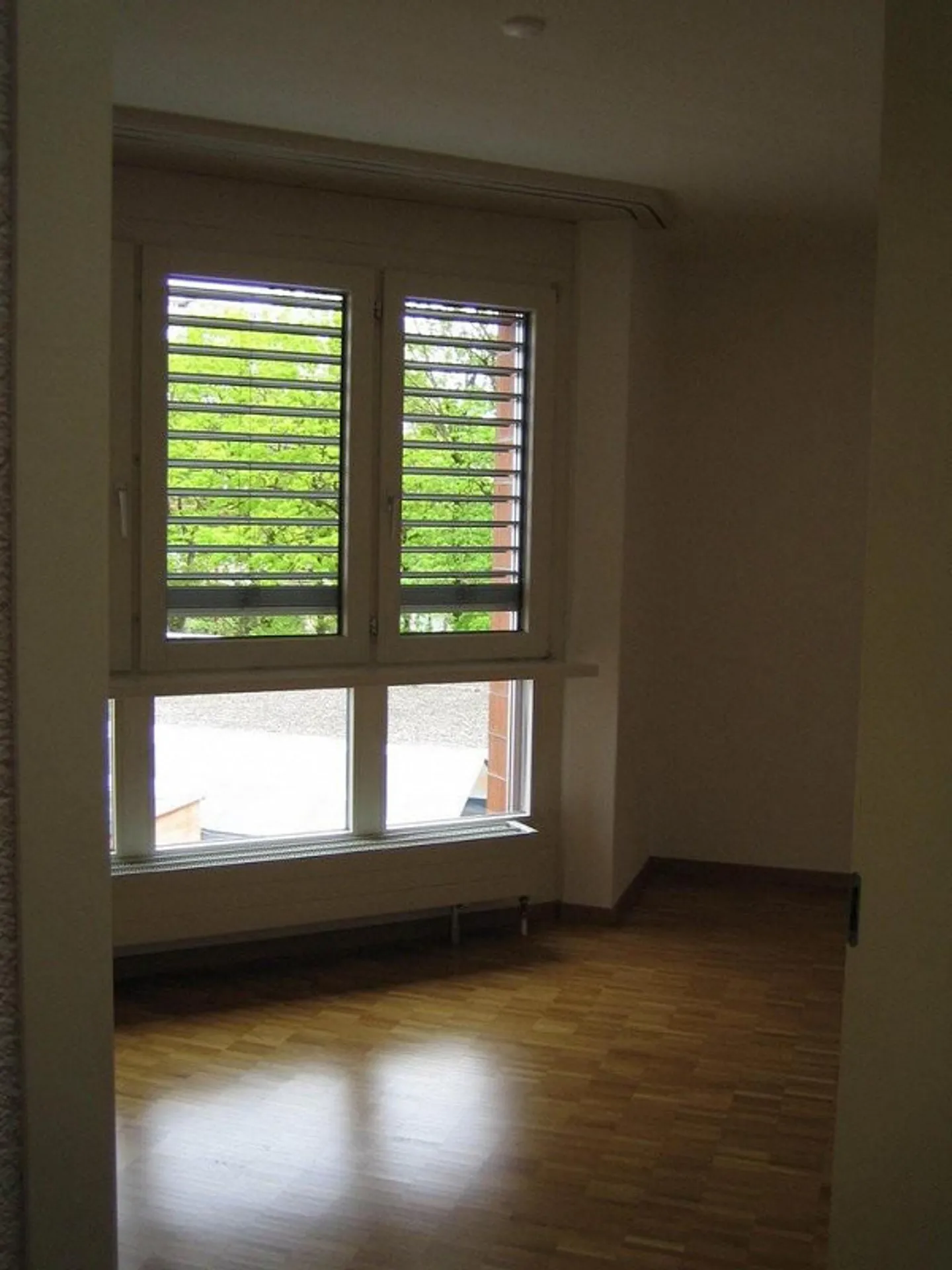 "Ziegelei-Märit": belle et spacieuse appartement de 4.5 pièces au 3ème étage - Photo 9 sur 11