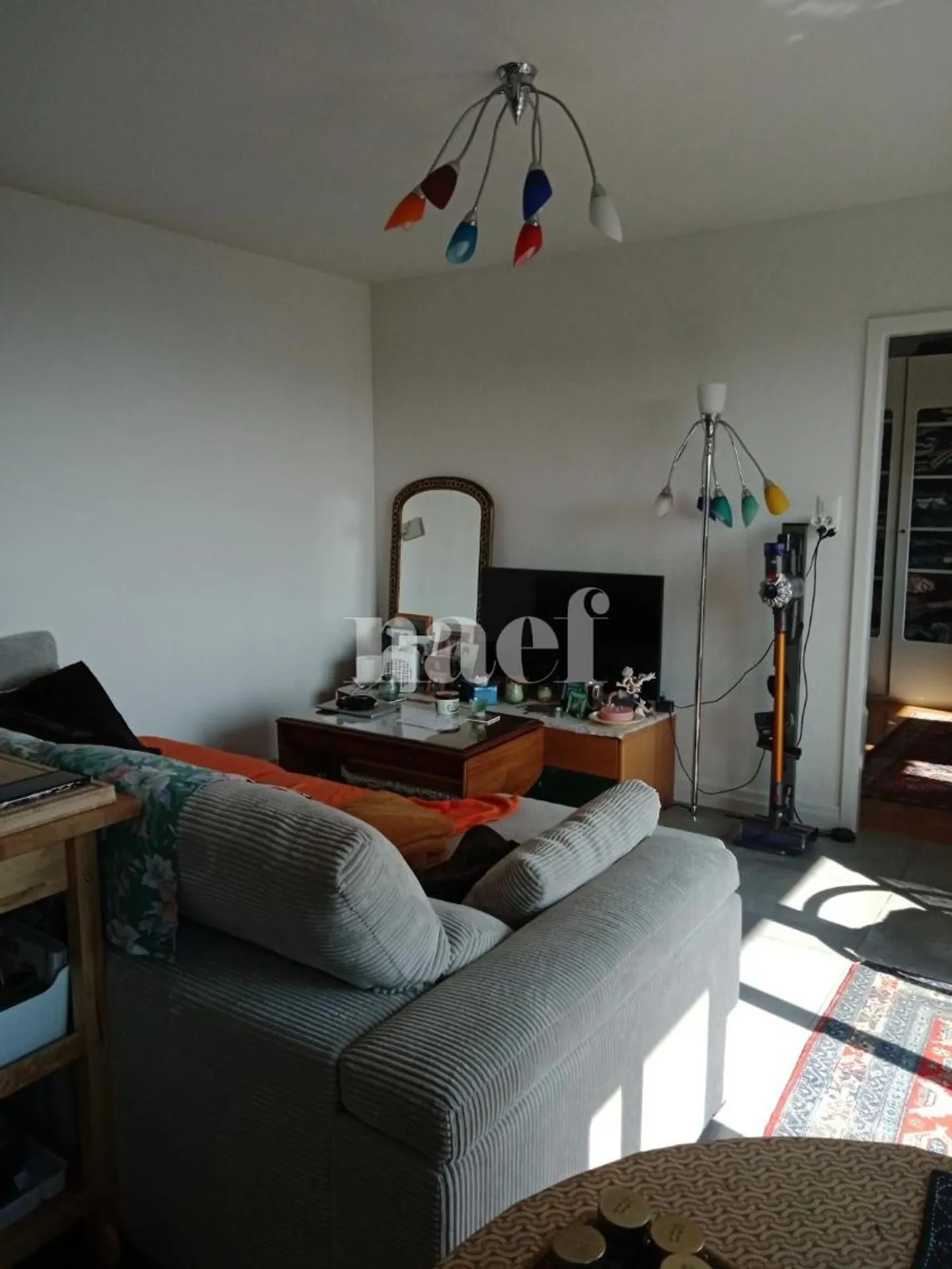 Gemütliche Wohnung im 4. Stock - Foto 2 von 6