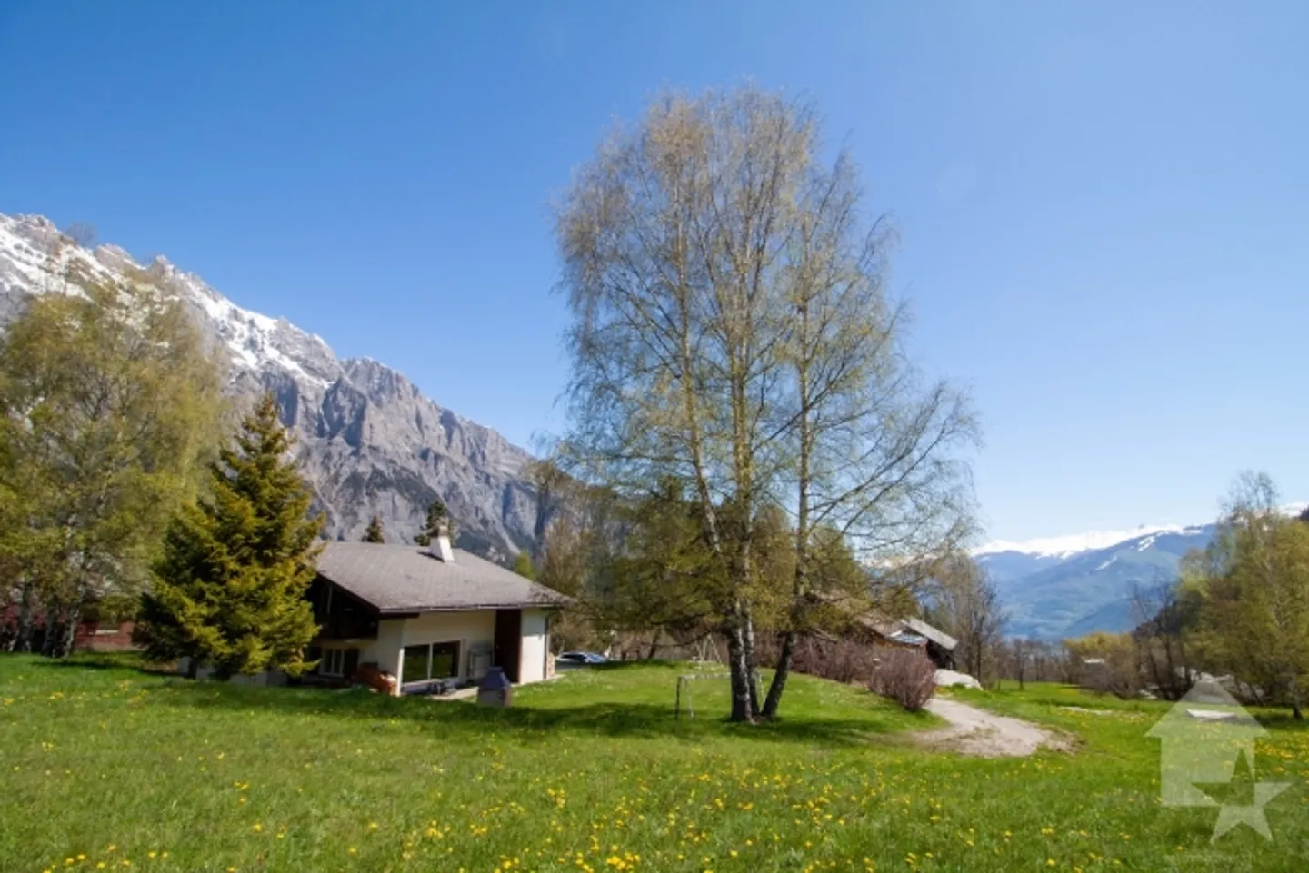 Bellissimo chalet a 5 minuti dalle terme e dalle piste da sci - Foto 4 di 13
