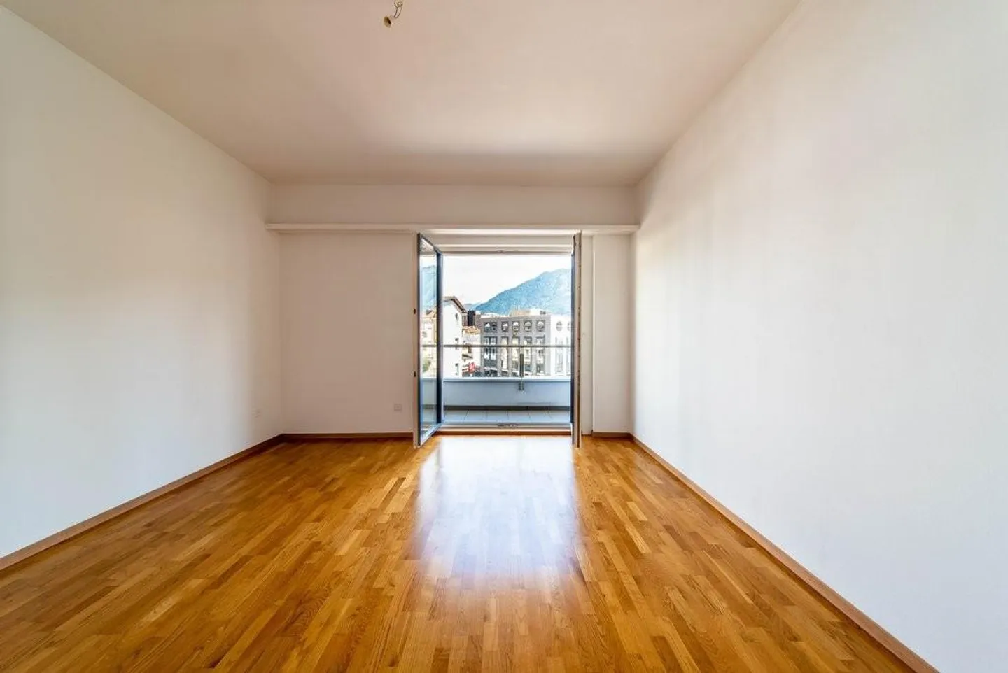 Appartamento moderno a Locarno - Foto 5 di 6