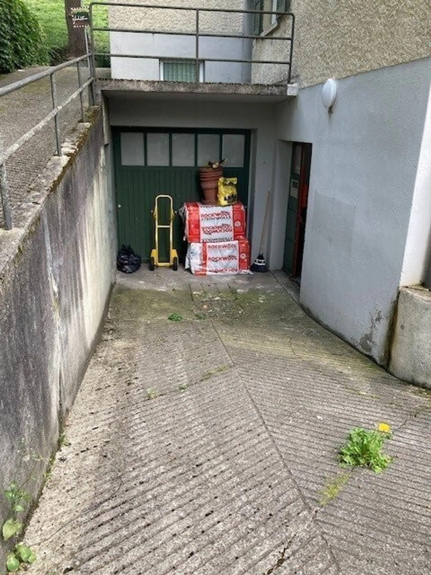 Spazio commerciale/ufficio di 130m2 incluso posti auto nella Lorraine - Foto 7 di 8