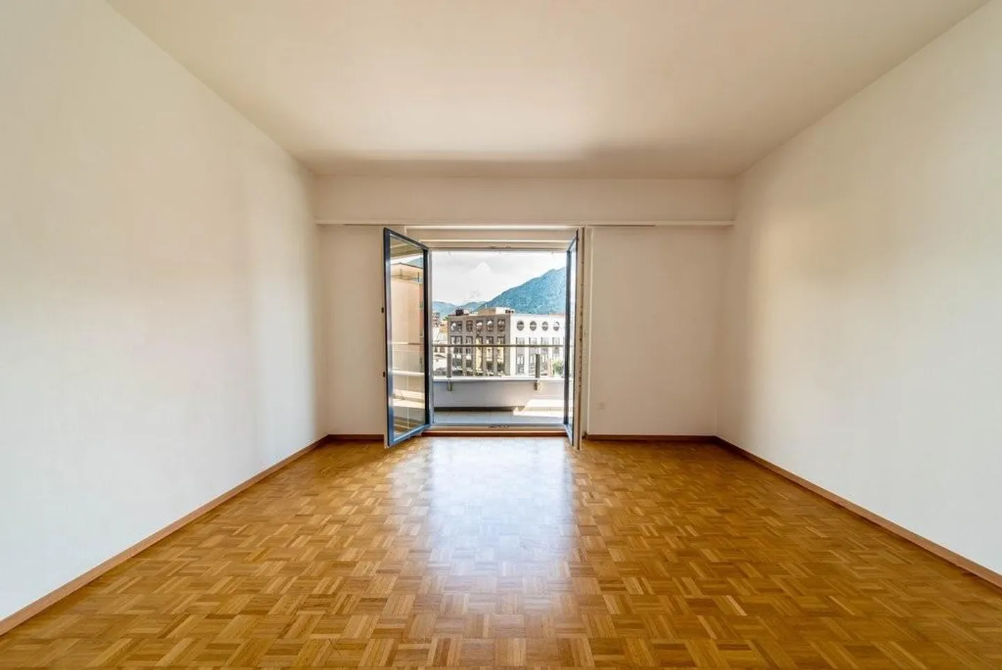 Appartamento moderno a Locarno - Foto 4 di 6