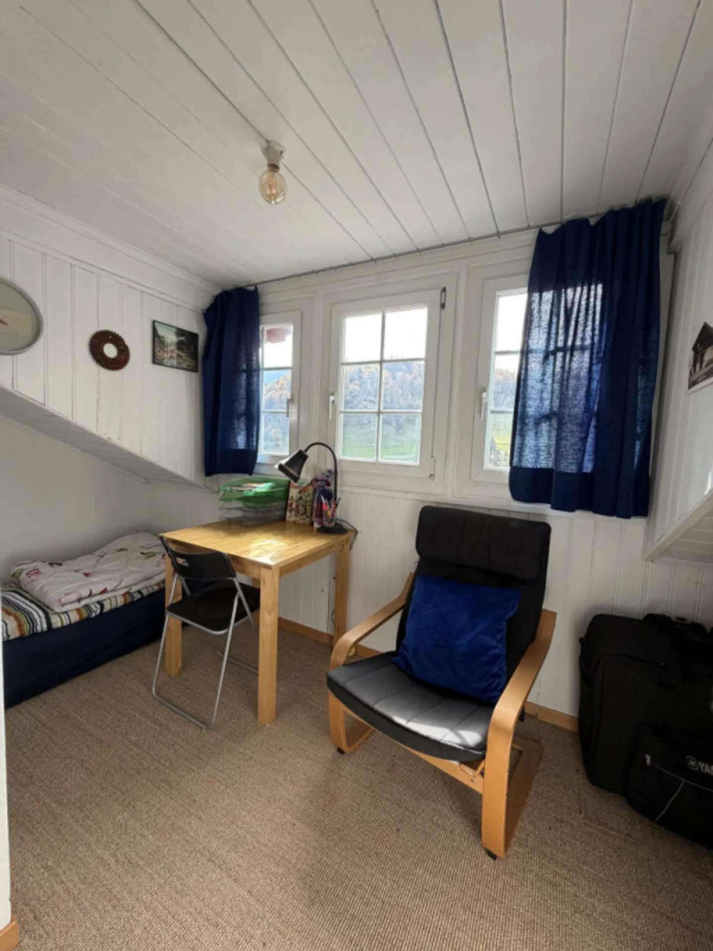 Magnifique ancienne gare du MOB rénovée aux Sciernes dAlbeuve - Photo 10 sur 13