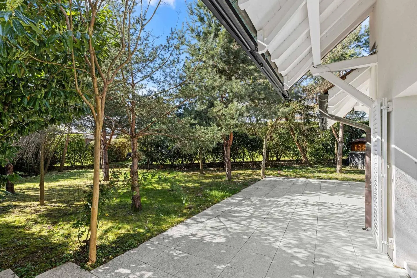 Elegante Villa mit Garten in Commugny - Foto 1 von 12