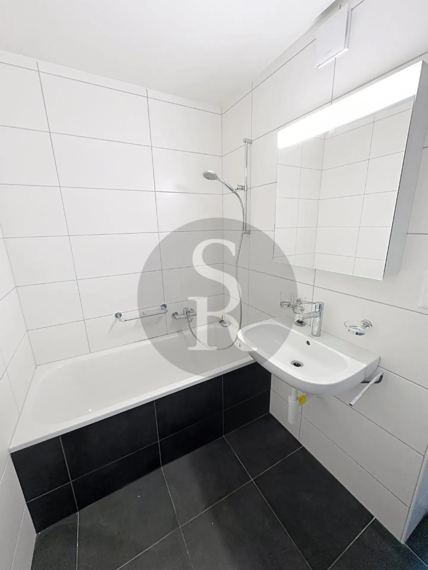4-Zimmer-Wohnung - Foto 2 von 6