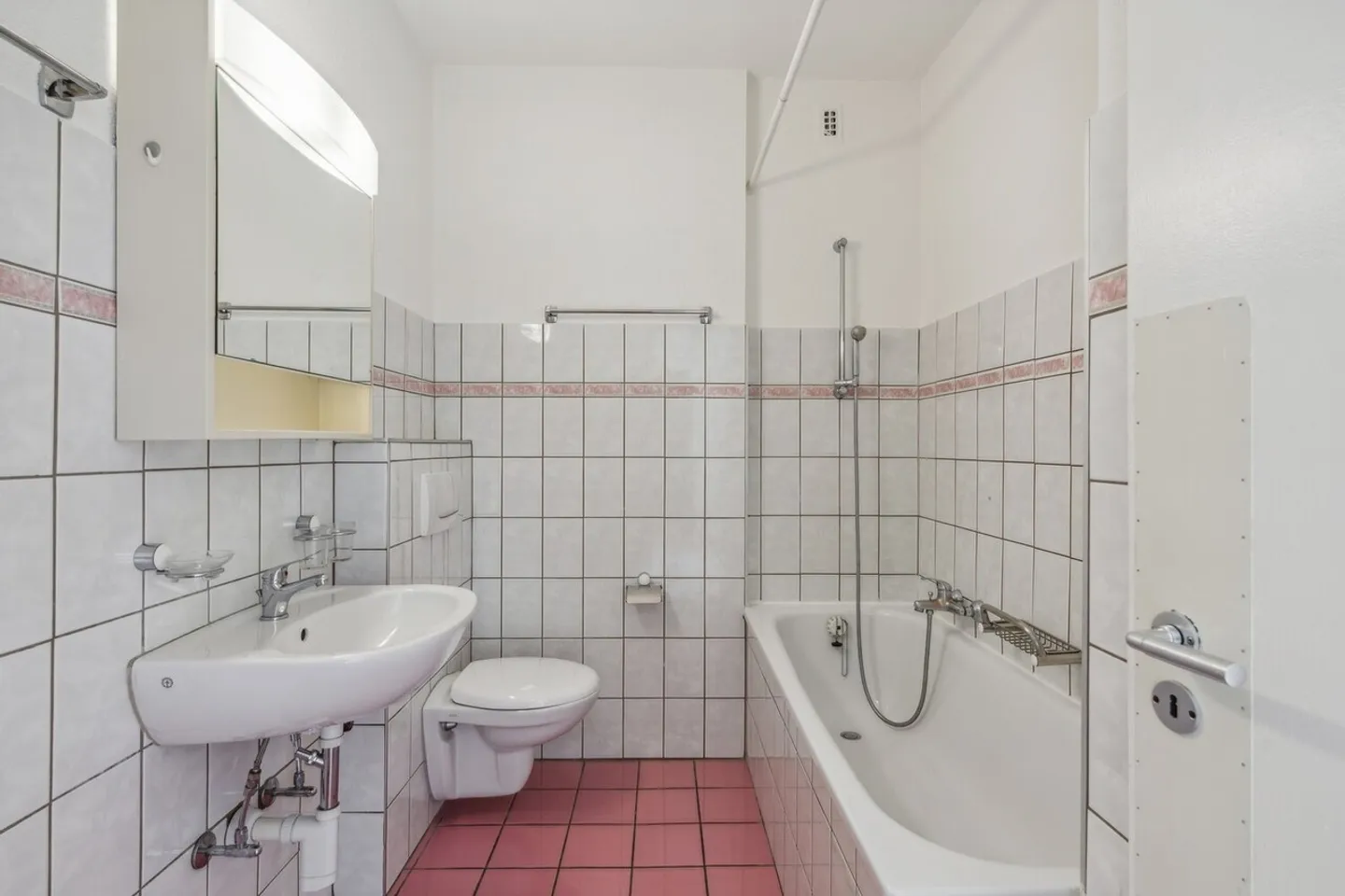 Appartement spacieux en centre-ville - Photo 4 sur 10