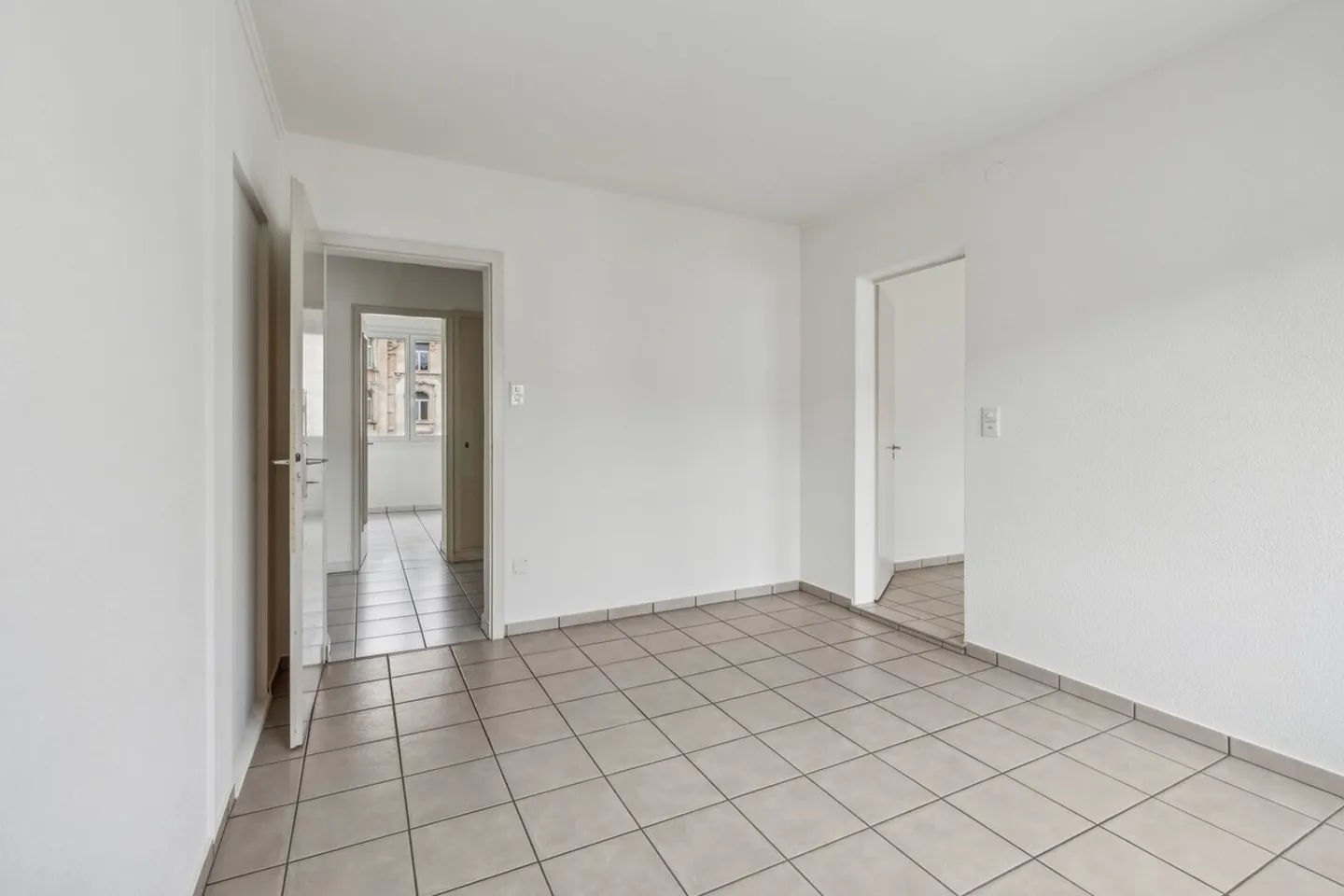 Appartement spacieux en centre-ville - Photo 8 sur 10