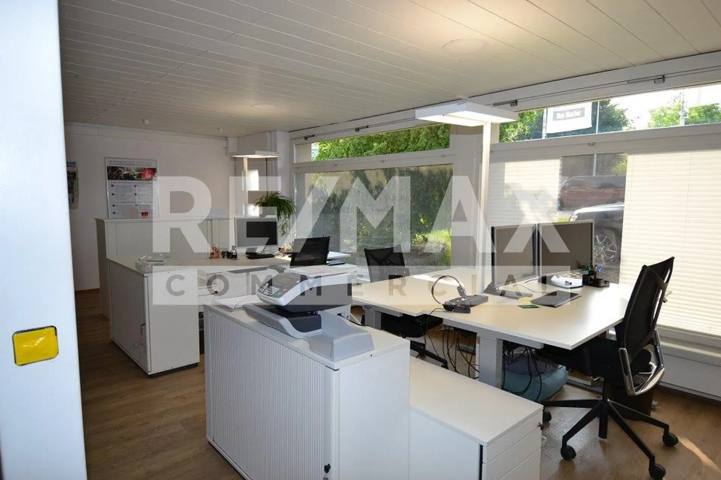 Büro-/Praxisräume von ca. 163 m2 bis 229 m2 an sehr guter Lage - Foto 2 von 12