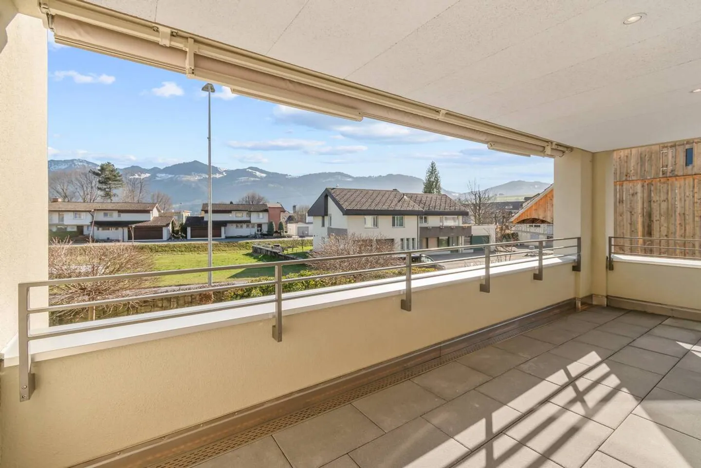 Appartement exclusif de 5½ pièces dans le beau Tuggen SZ - Photo 21 sur 21