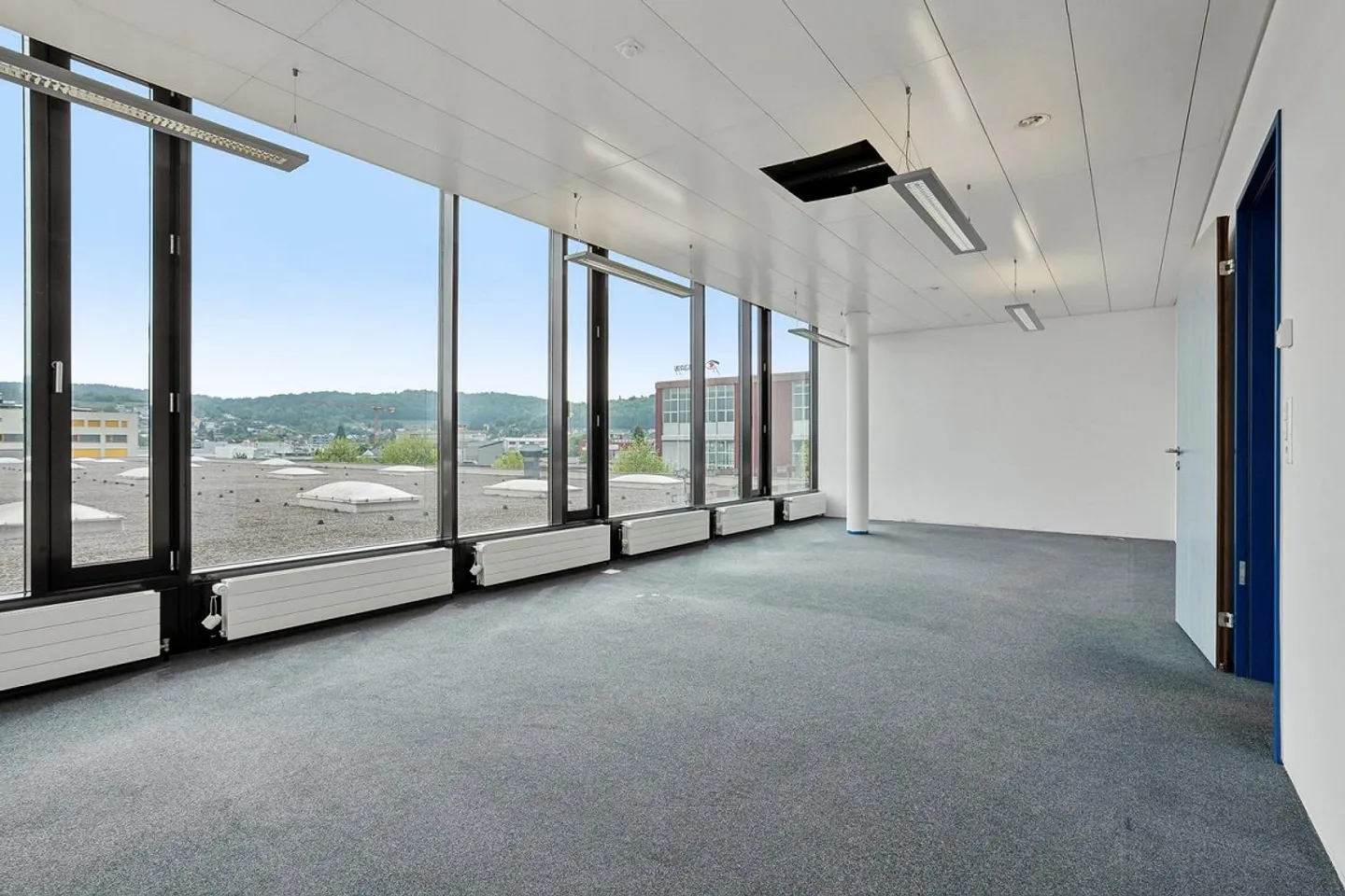 Espace de bureau/commercial représentatif avec vue - Photo 5 sur 13
