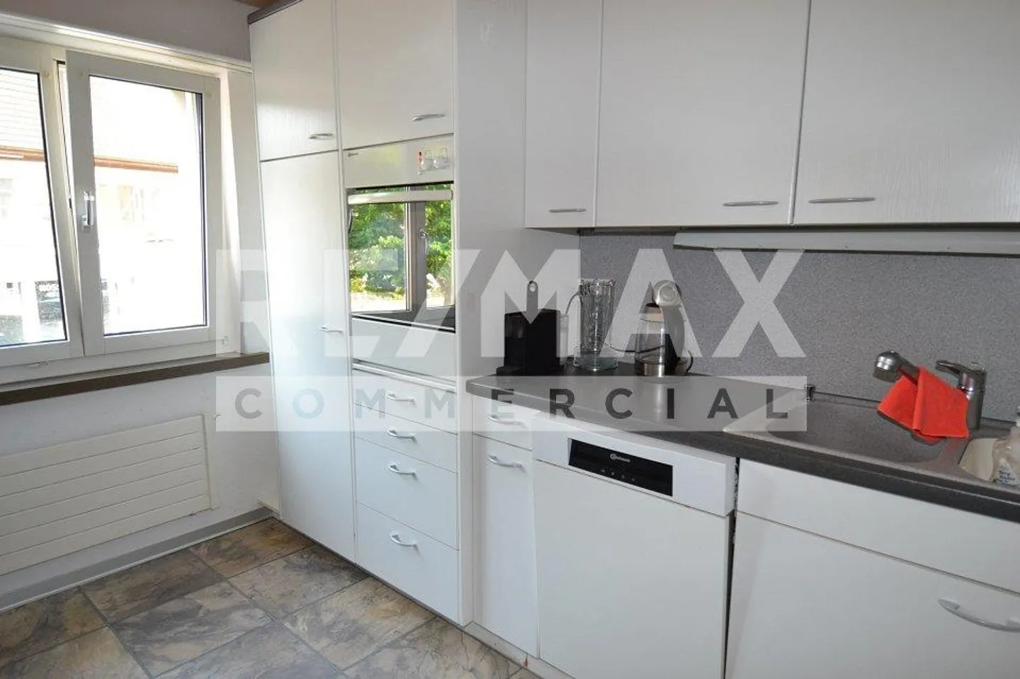 Büro-/Praxisräume von ca. 163 m2 bis 229 m2 an sehr guter Lage - Foto 11 von 12