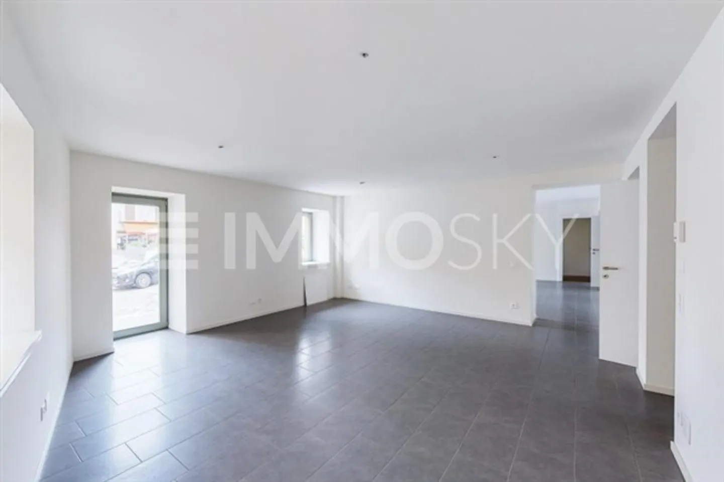 Espace polyvalent et multifacette pour votre entreprise ou vos bureaux - Photo 1 sur 3