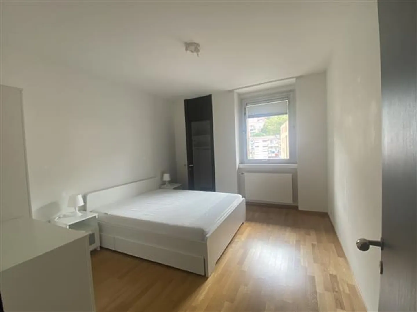 Lugano: Möblierte Wohnung 2.5 Zimmer - Foto 2 von 5